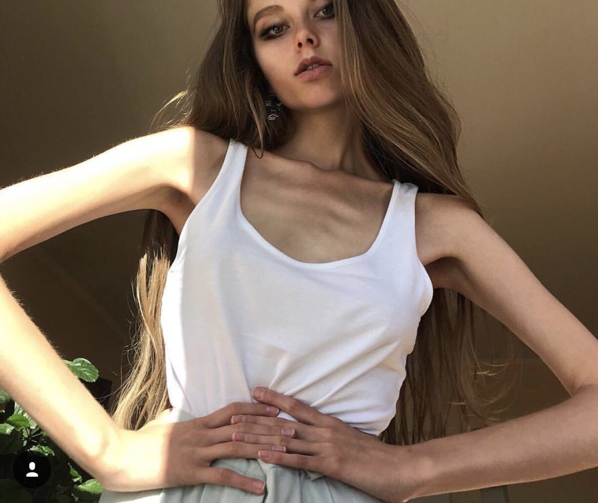 انحنای کمر توی استایل اسکینی خیلی مهمه